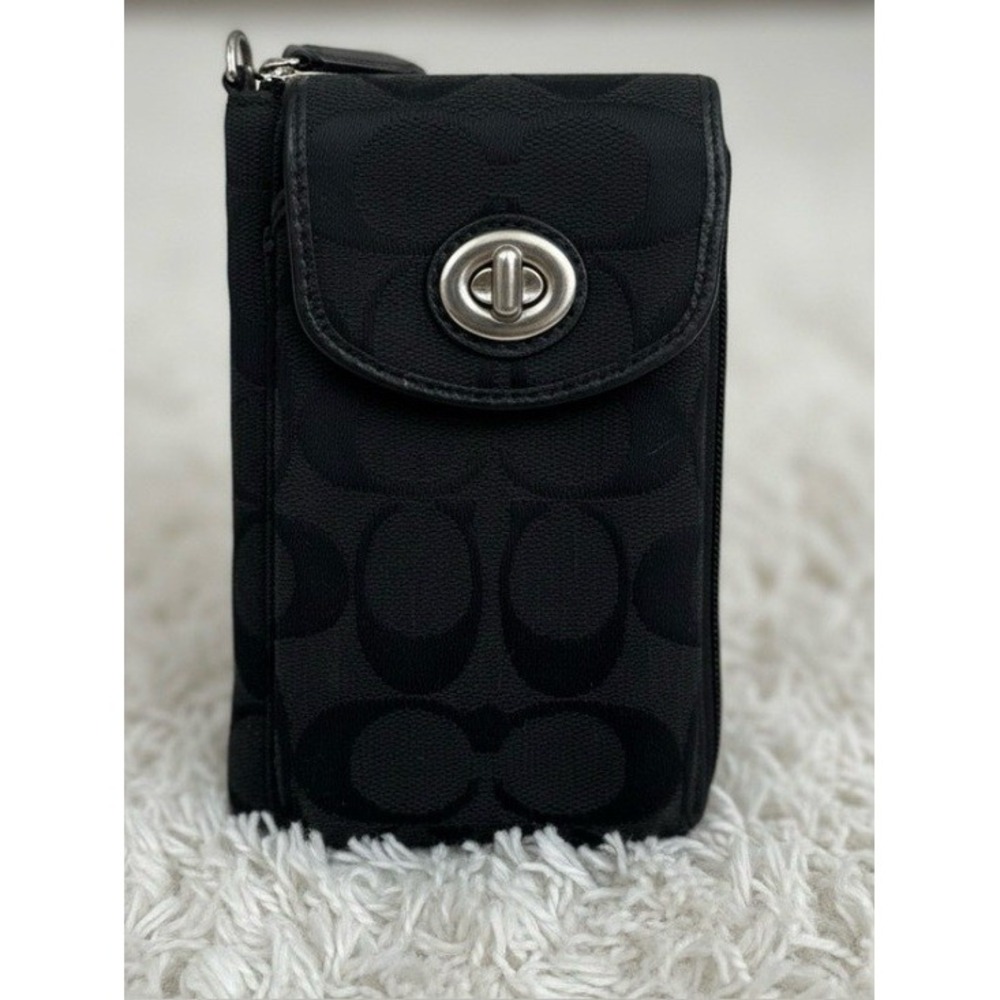 Coach Black Signature Turnlock Vintage Cell phone Organizer Wallet